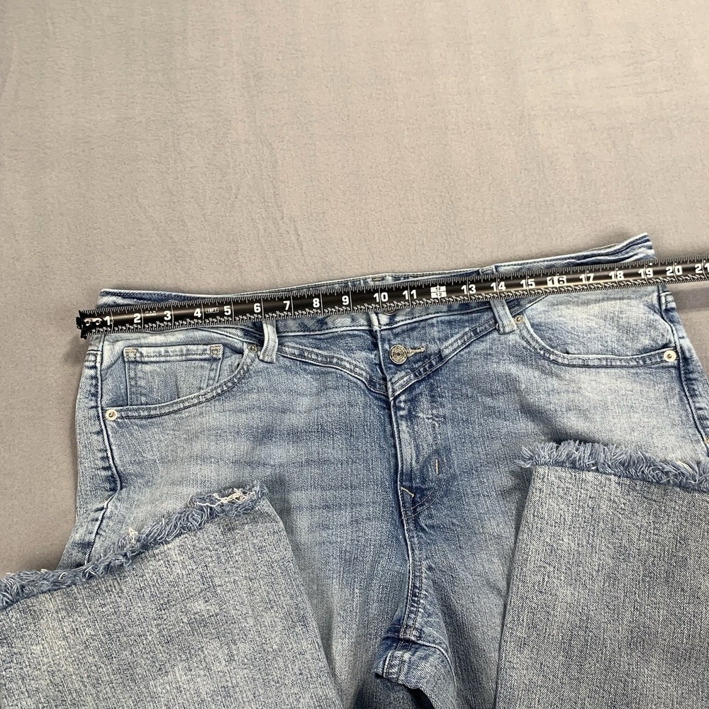 Maurices High Rise Kick Boot Ankle Jeans 18W Raw Hem Plus Size - Picture 4 of 8